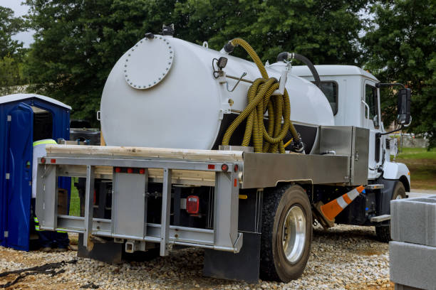 Best Portable toilet rental cost  in Dollar Bay, MI